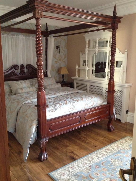 Riverside Bed & Breakfast
